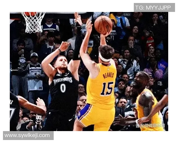 湖人对阵热火首战精彩回顾与赛后分析全景展现