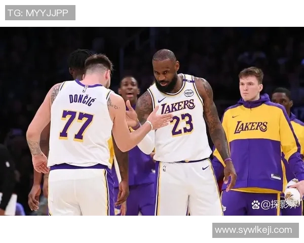 火箭队与湖人队精彩对决回顾视频全程回放与精彩瞬间解析