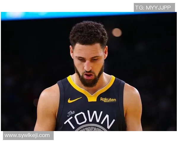 篮网队与勇士队激战正酣谁能在这场对决中笑到最后